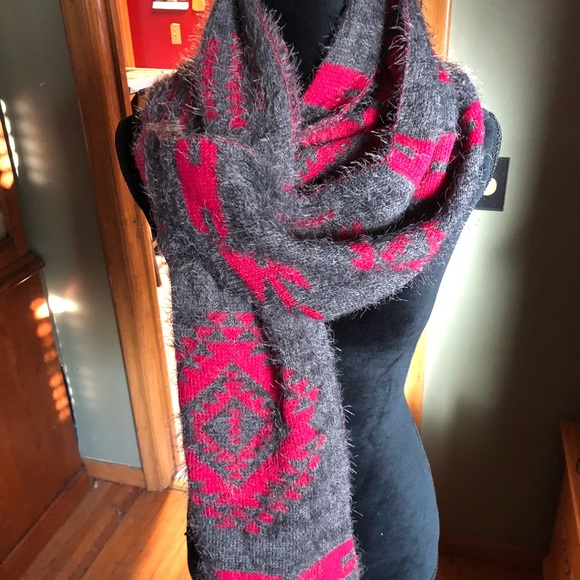 🔴 Fabulous Scarf/Shrug - Picture 1 of 6